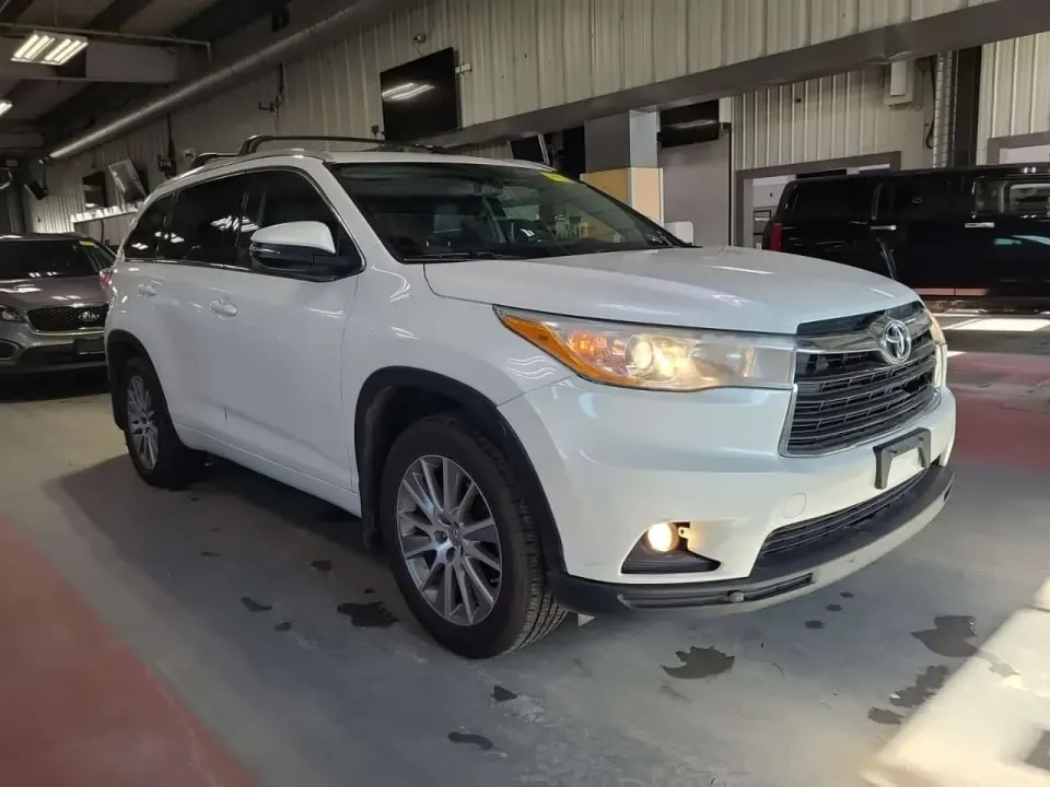 Toyota Highlander XLE 2014