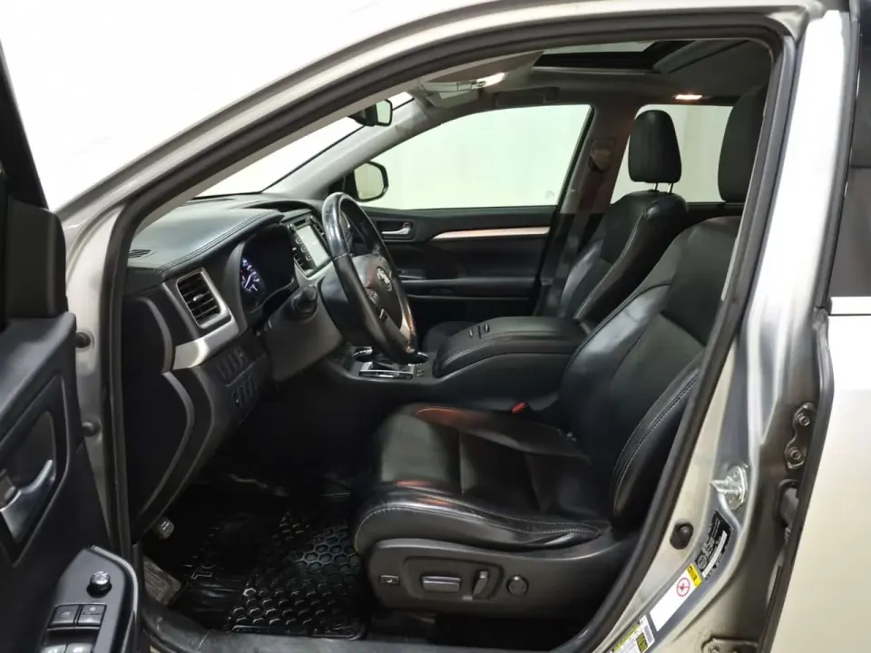Toyota Highlander XLE 2015