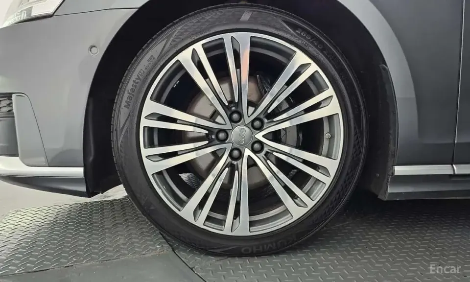 Audi A8 50 TDI Quattro 2021
