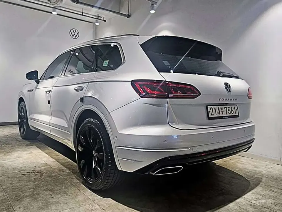 VW Touareg 3.0 TDI R-Line 2023