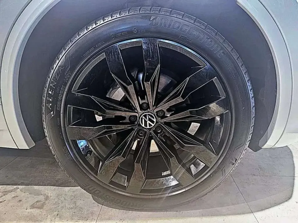 VW Touareg 3.0 TDI R-Line 2023