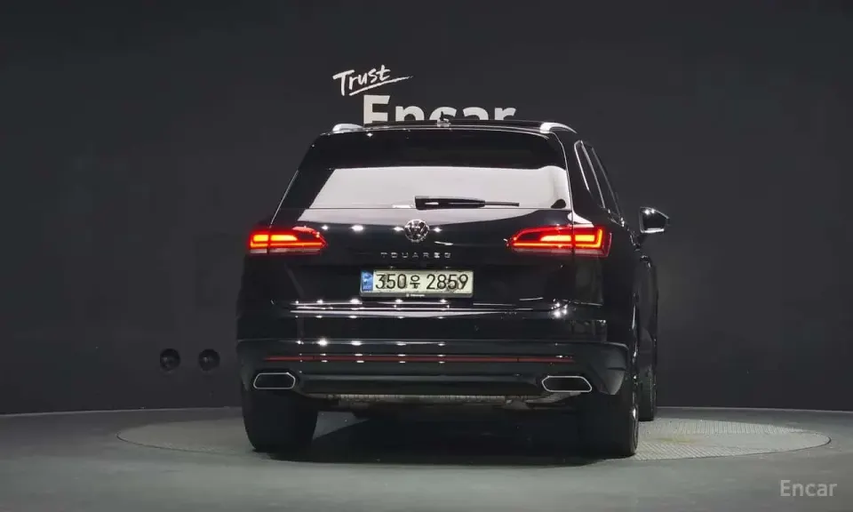 VW Touareg 3.0 TDI R-Line 2021
