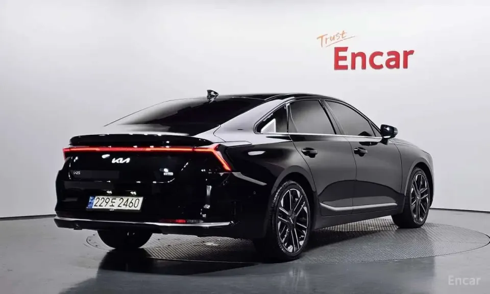 Kia K8 Signature 2024