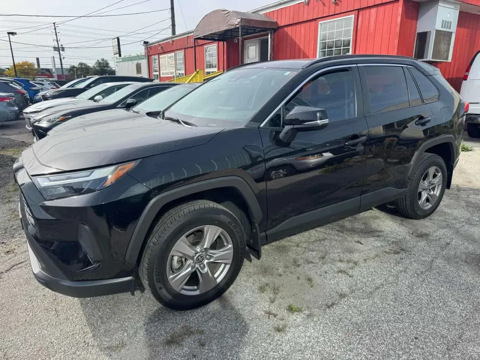 Toyota Rav4 XLE 2025