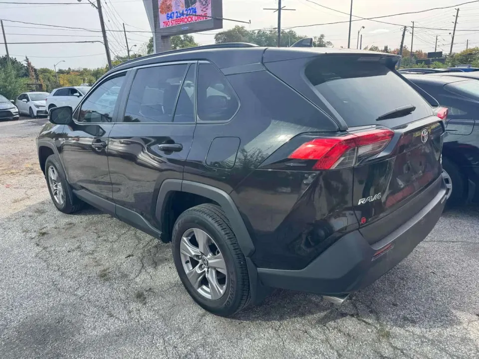Toyota Rav4 XLE 2025