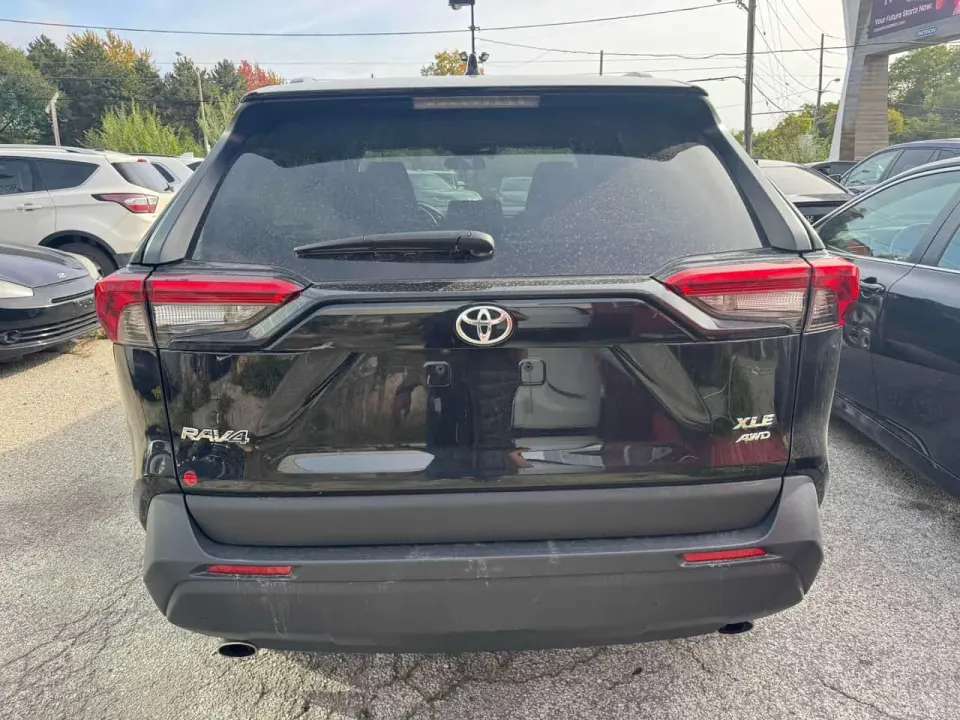 Toyota Rav4 XLE 2025