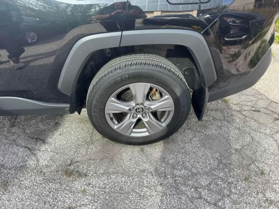Toyota Rav4 XLE 2025