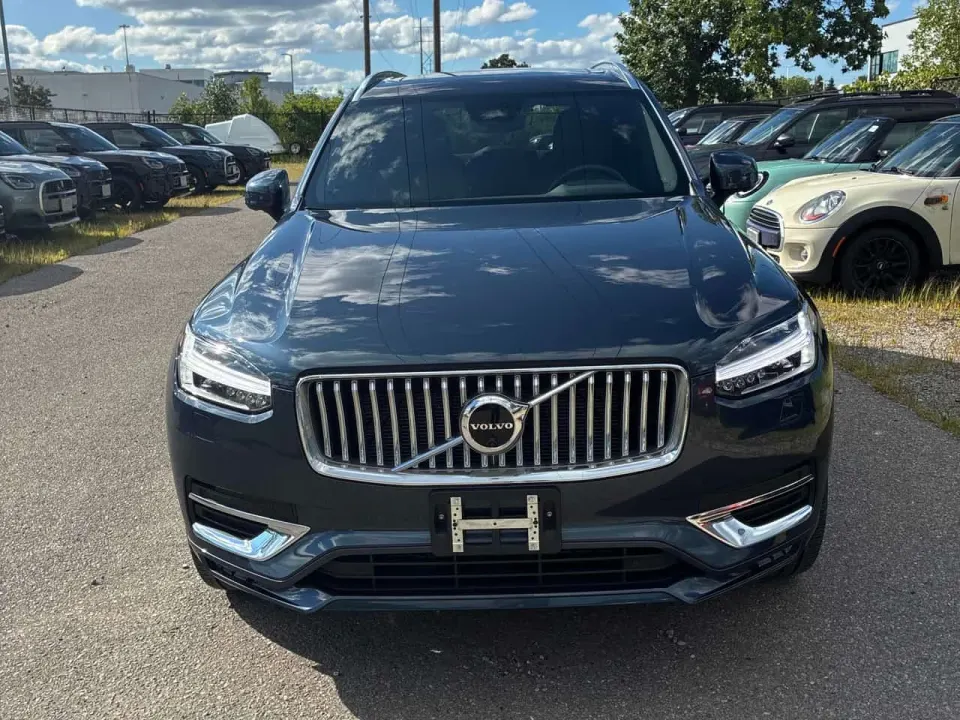 Volvo Xc90 Plus Theme 2023