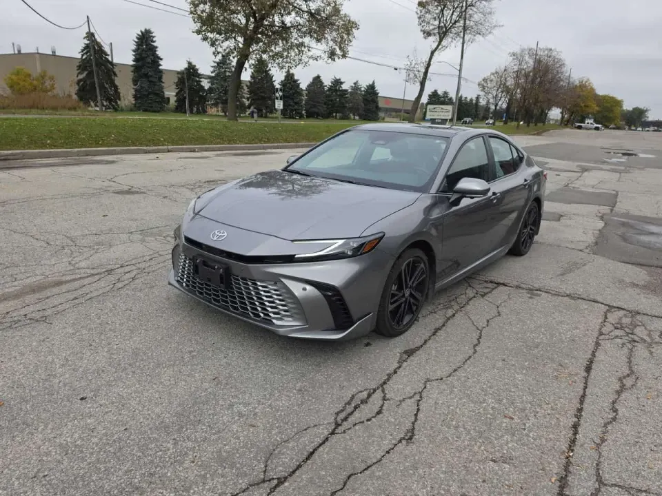 Toyota Camry XSE CVT AWD 2025