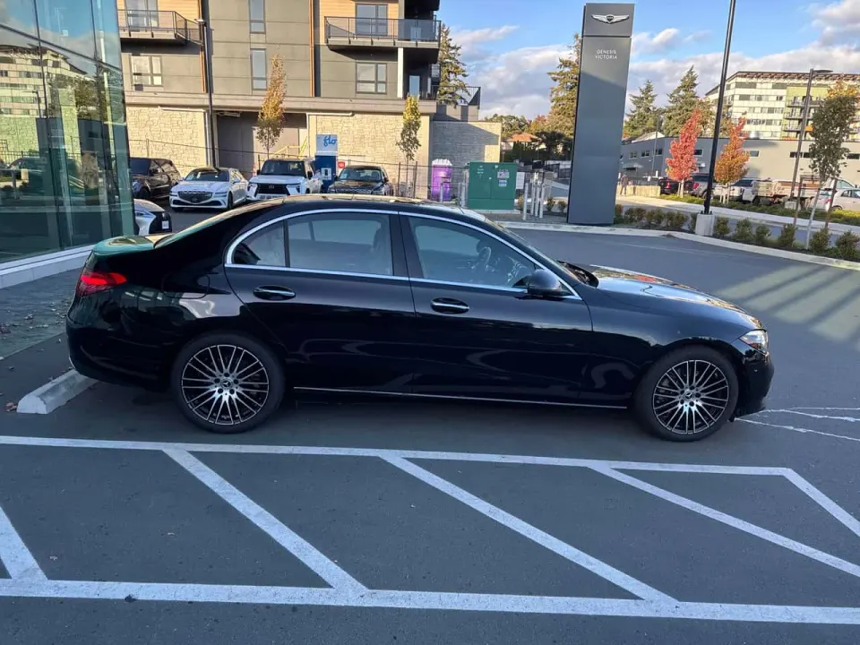 Mercedes-Benz C 300 2025