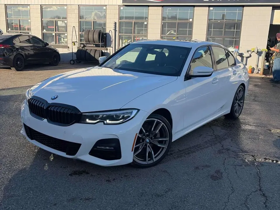 BMW 330i xDrive 2022