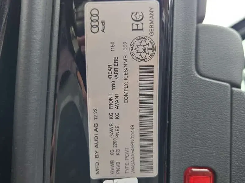Audi A4 KOMFORT 2023