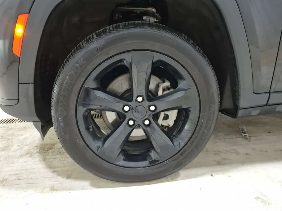 Jeep Grand cherokee LIMITED 2023