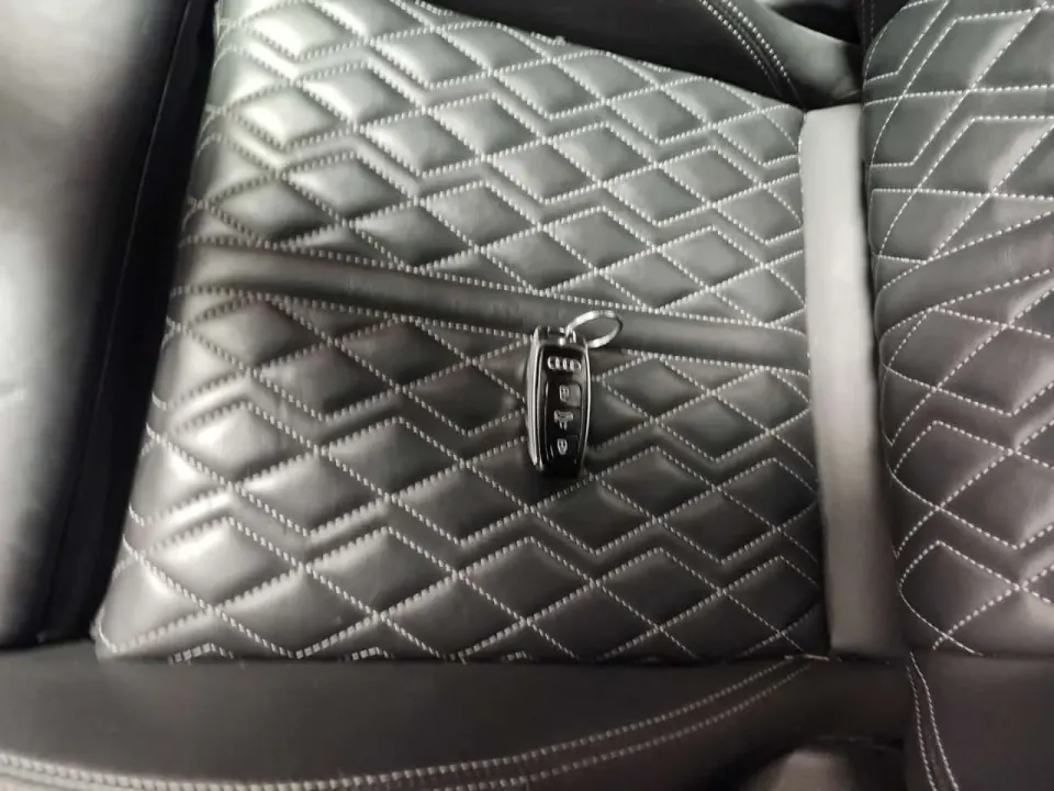 Audi E-Tron QUATTRO 2024