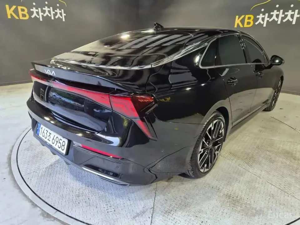 Kia K5 1.6 Turbo 2024