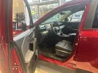 Toyota Rav4 XLE HYBRID | TRADED IN | 1 OWNER | CLEAN CARFAX 2026