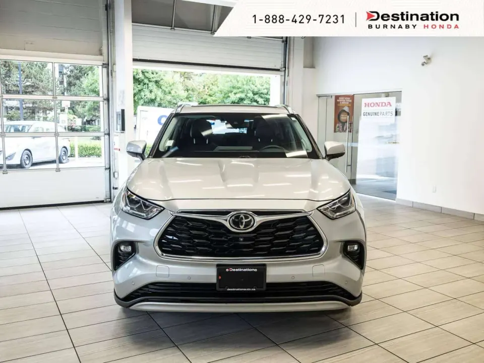 Toyota Highlander 3.5 V6 PLATINUM PKG AWD - FULLY LOADED - 3 ROW LUXURY! 2020