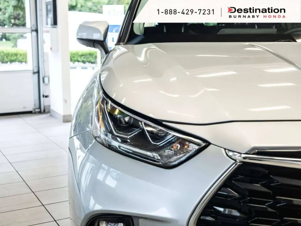 Toyota Highlander 3.5 V6 PLATINUM PKG AWD - FULLY LOADED - 3 ROW LUXURY! 2020