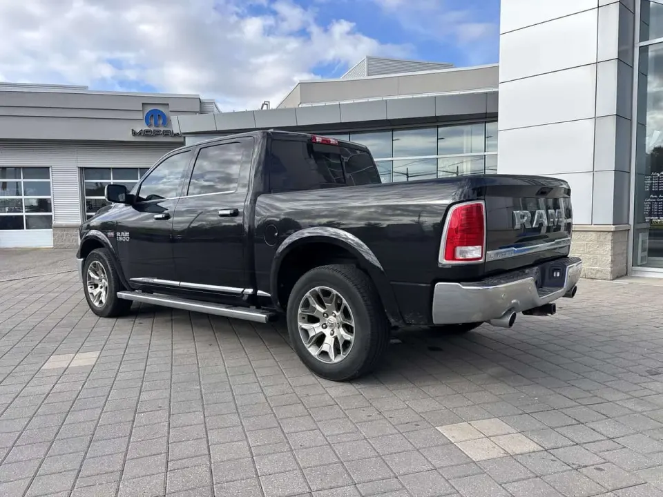 Dodge RAM 1500 Limited | 4WD Crew Cab 140.5 | One owner, Well maintained Trade-in | Top-of-the-line 2017