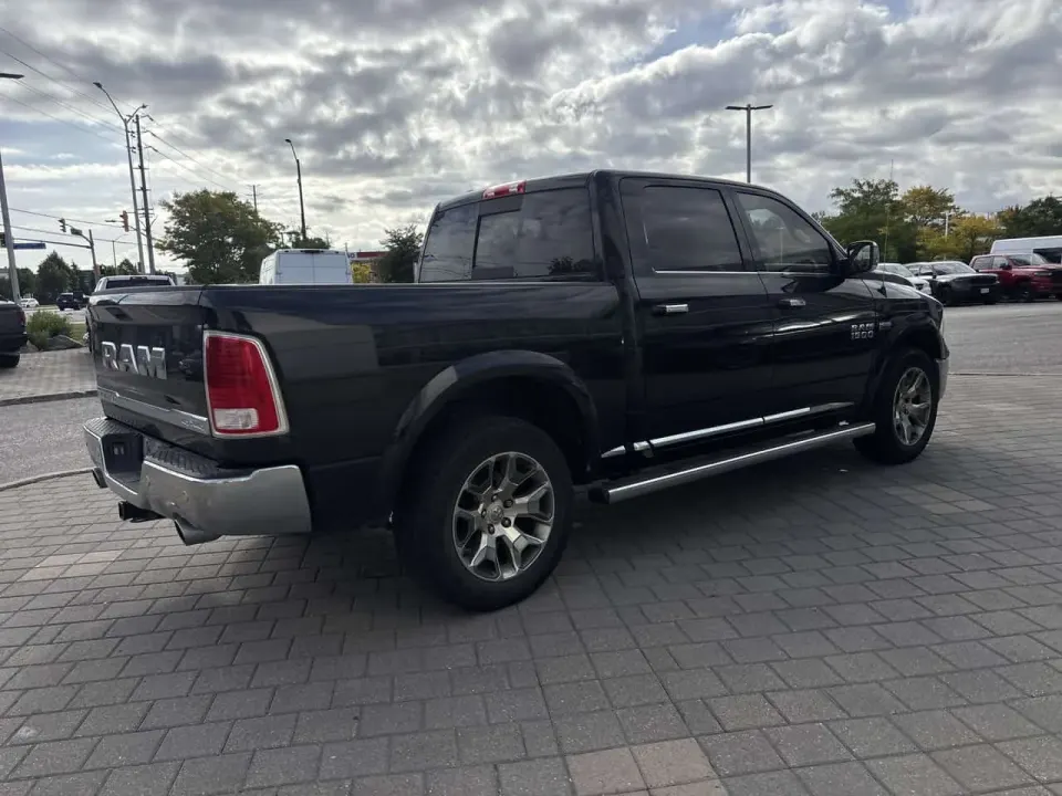 Dodge RAM 1500 Limited | 4WD Crew Cab 140.5 | One owner, Well maintained Trade-in | Top-of-the-line 2017