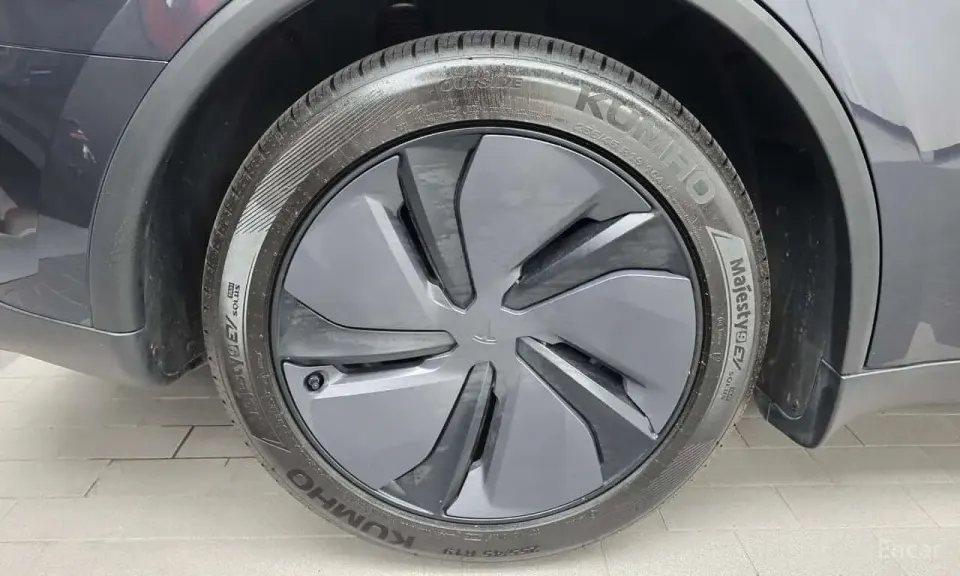 Tesla Model Y Premium Long Range AWD 2026