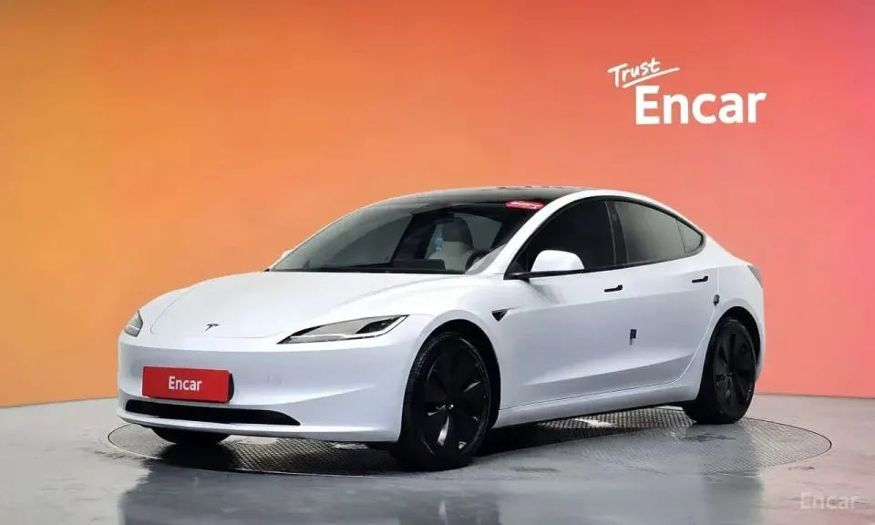 Tesla Model 3 RWD 2024