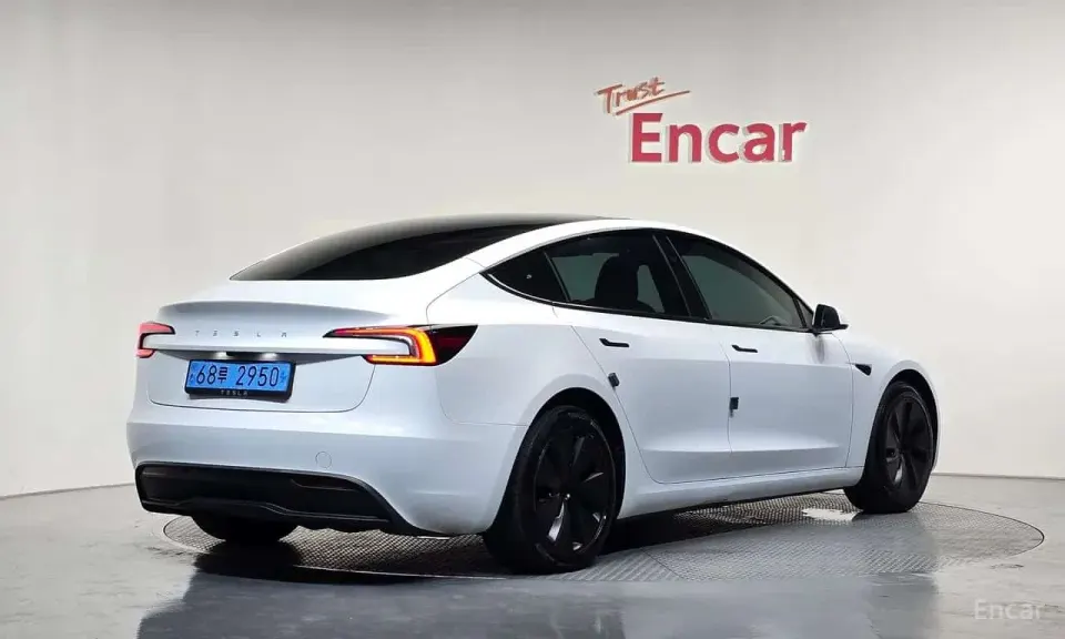 Tesla Model 3 RWD 2024