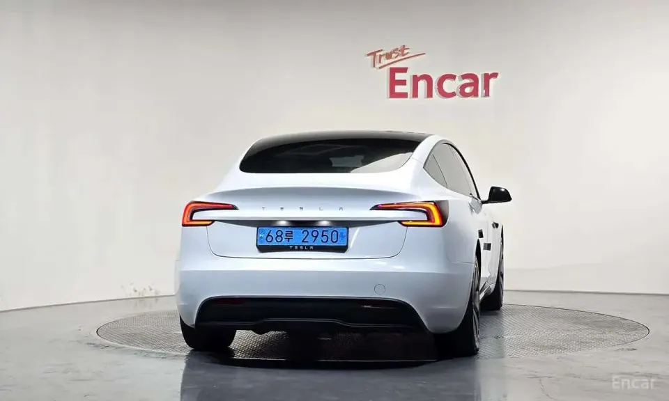 Tesla Model 3 RWD 2024