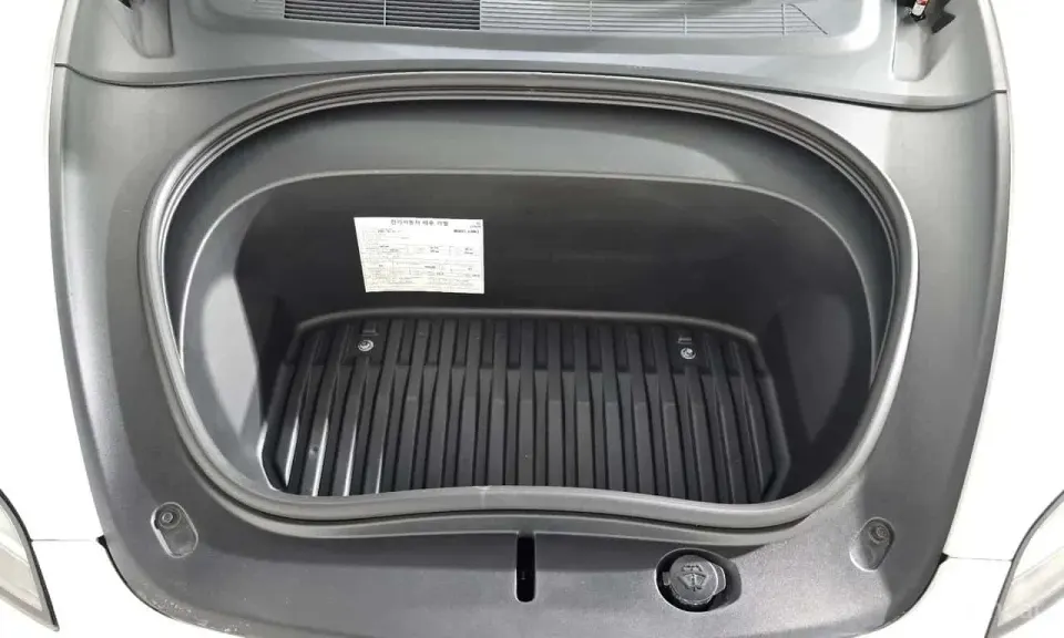 Tesla Model 3 RWD 2024