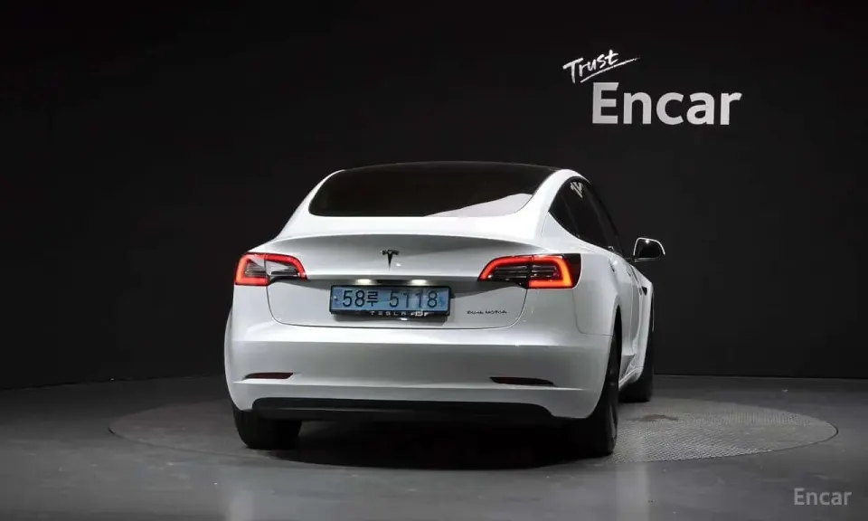 Tesla Model 3 Long Range AWD 2022
