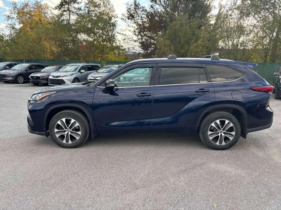 Toyota Highlander XLE 2021
