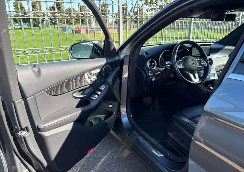 Mercedes-Benz GLC300 4MATIC 2022
