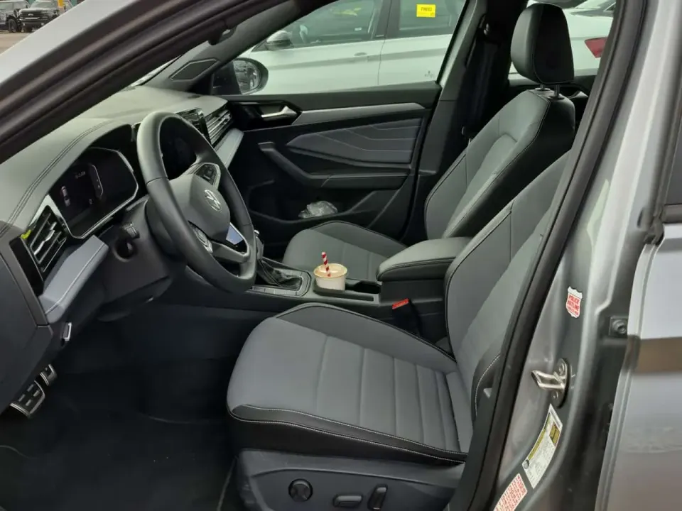 VW Jetta COMFORTLINE 2026