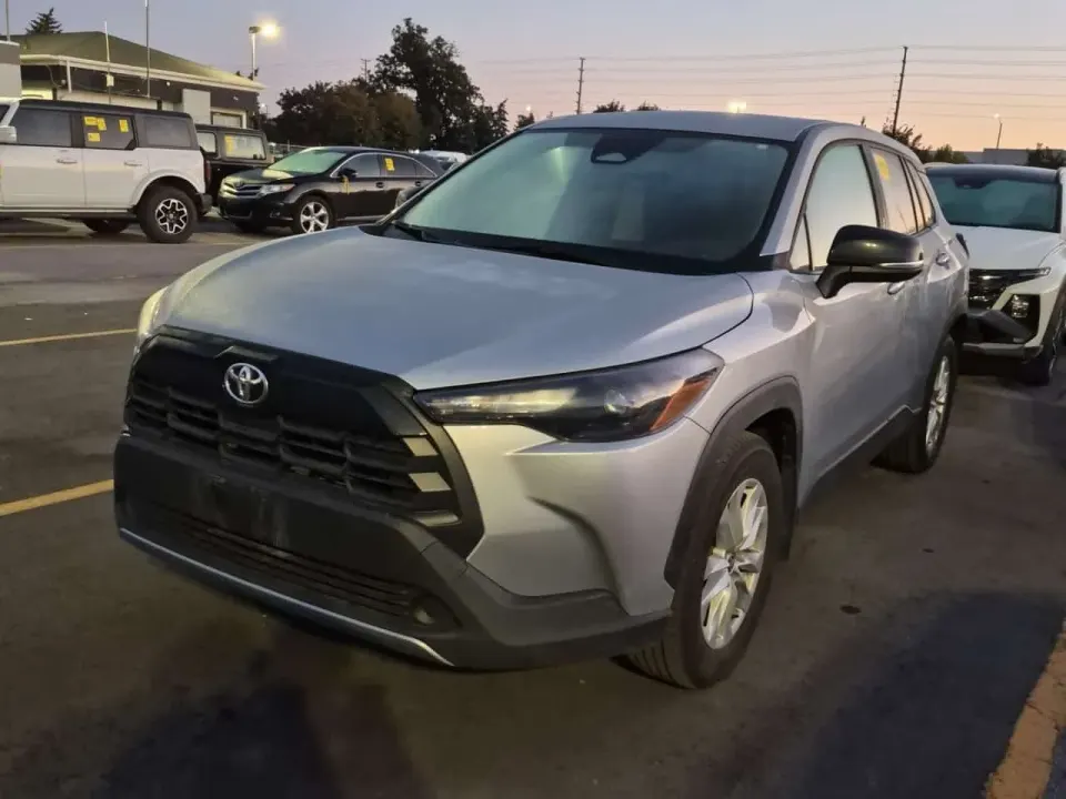 Toyota Corolla Cross Awd Le 2026