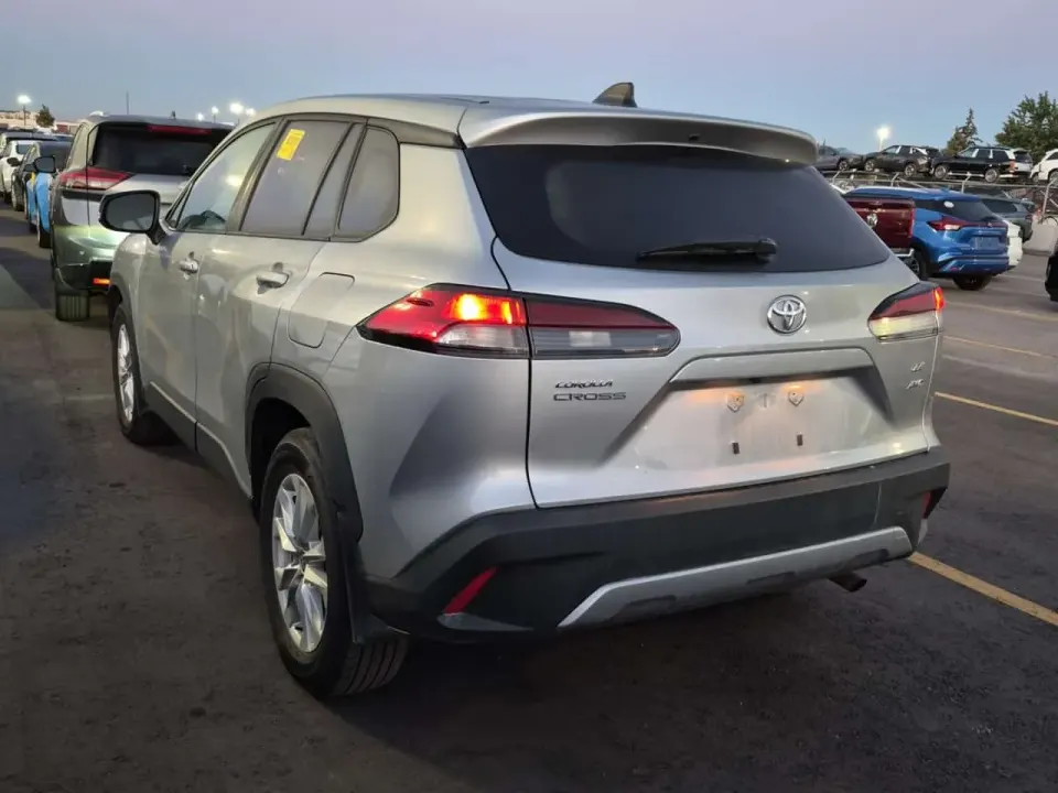 Toyota Corolla Cross Awd Le 2026
