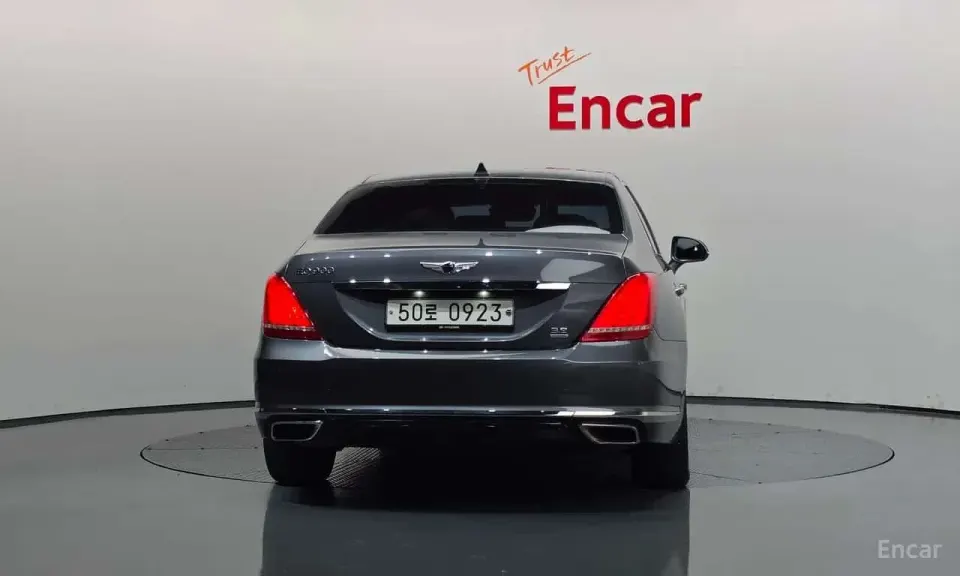 Genesis EQ900 3.8 GDI AWD 2016