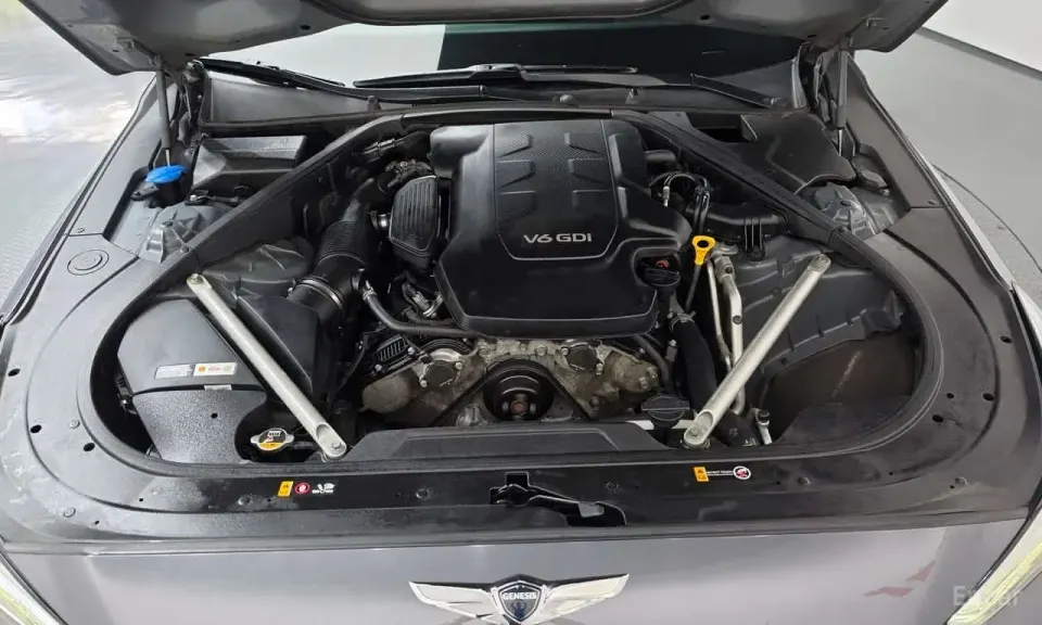 Genesis EQ900 3.8 GDI AWD 2016