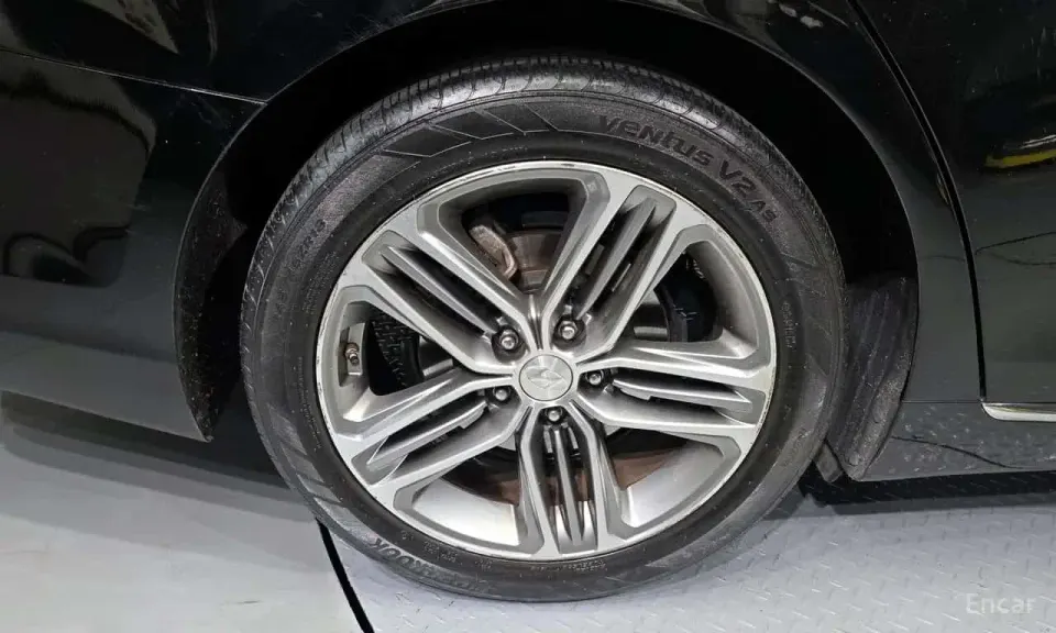 Hyundai Grandeur 3.0 LPi Modern (Rental Car) 2017
