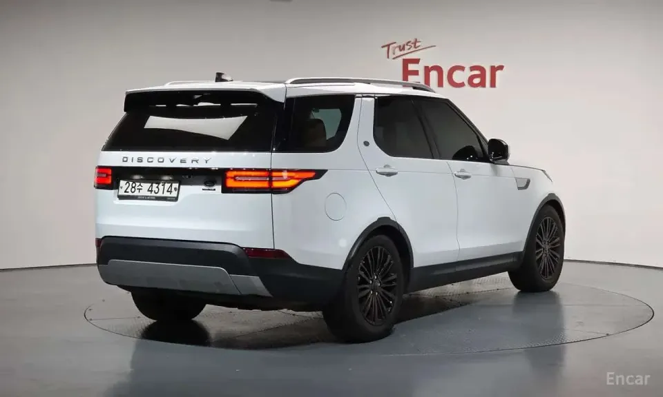 Land Rover Discovery 3.0 TD6 HSE Luxury 2017