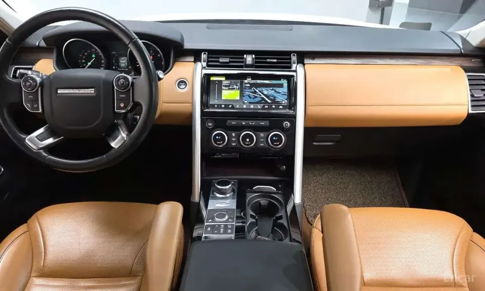 Land Rover Discovery 3.0 TD6 HSE Luxury 2017