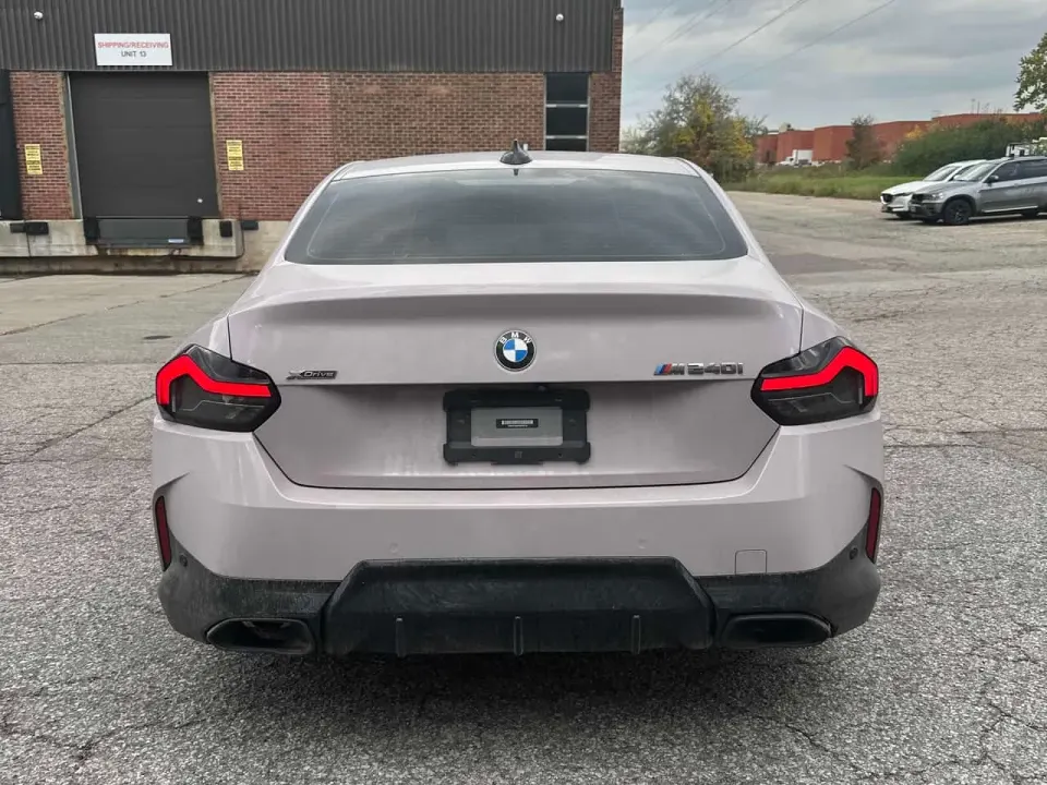 BMW M240i xDrive 2022