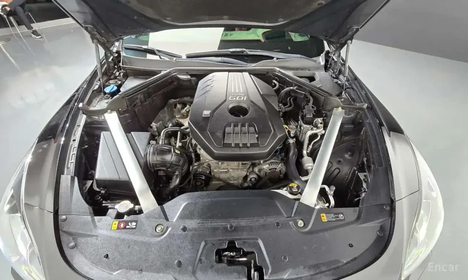Kia Stinger 2.0 Turbo AWD 2020