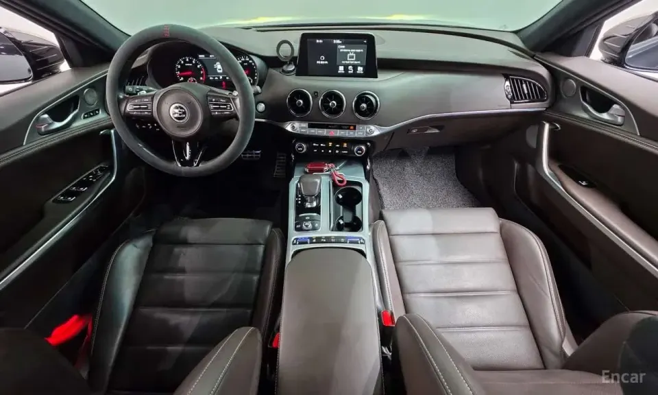 Kia Stinger 2.0 Turbo AWD 2019