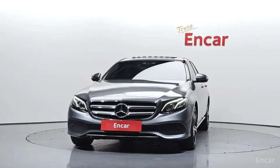 Mercedes-Benz E 300 E300 4MATIC Avnatgarde 2018