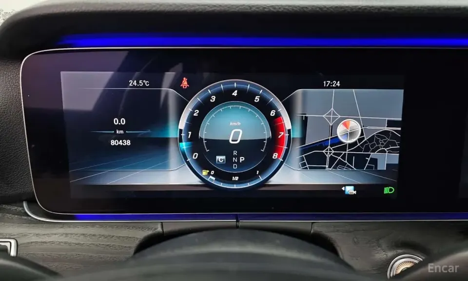 Mercedes-Benz E 300 E300 4MATIC Avnatgarde 2018