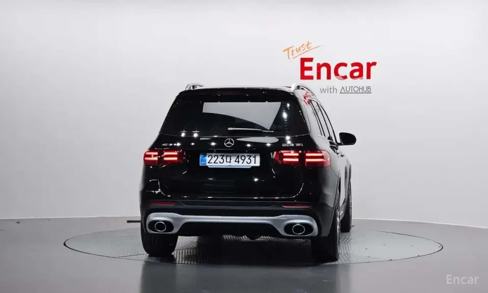 Mercedes-Benz AMG GLB35 4MATIC 2025