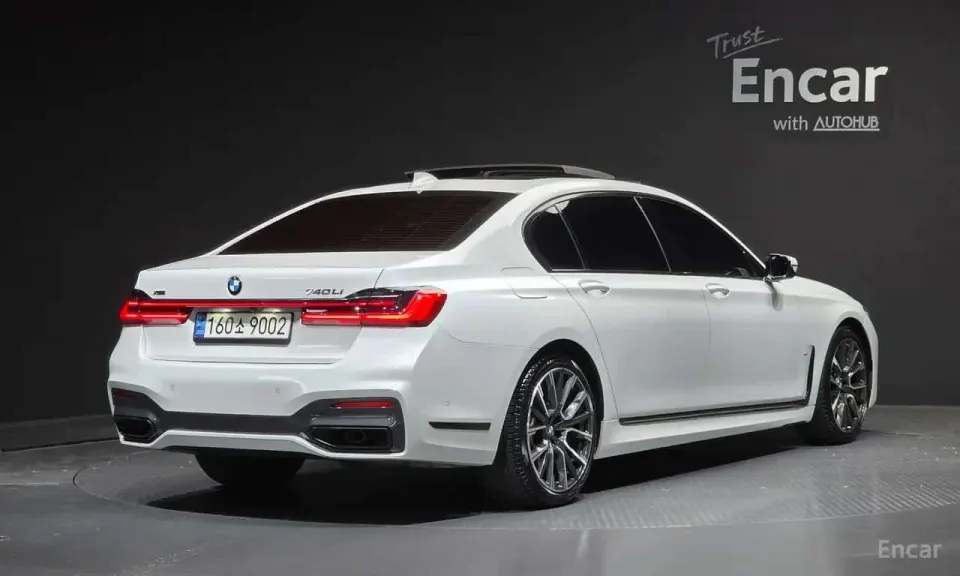 BMW 740Li xDrive M Sport Package 2022
