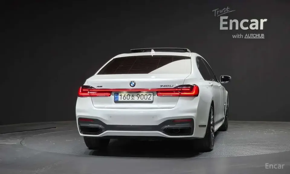 BMW 740Li xDrive M Sport Package 2022