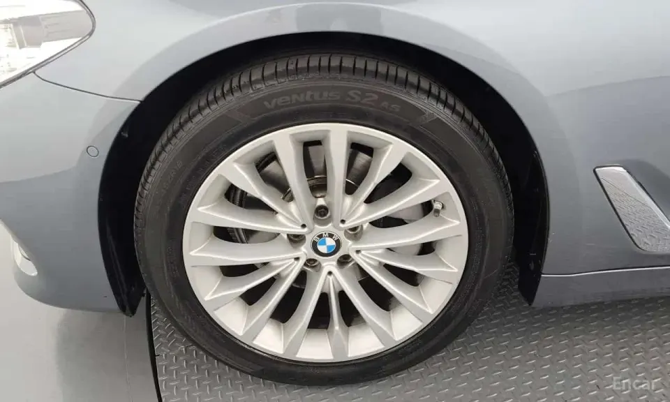 BMW 520d Luxury Plus 2018
