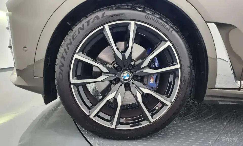 BMW X7 xDrive 40i M Sport 6STR 2022